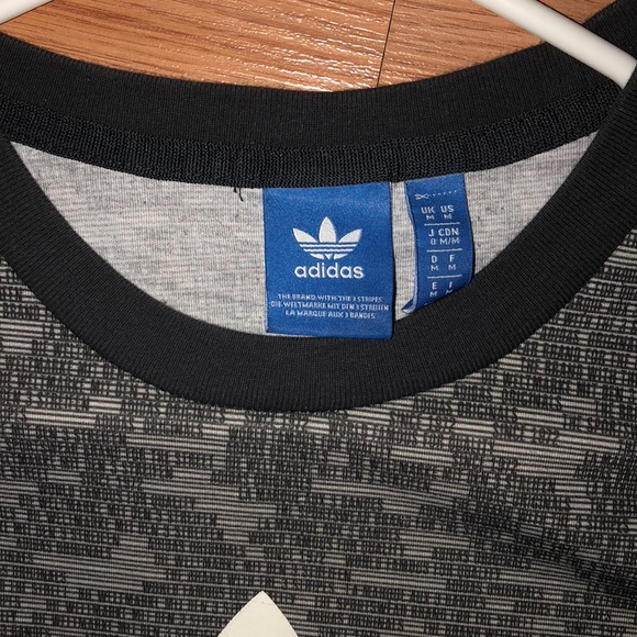 Adidas Text Logo and Text Elongated Tee-Shirt - Picture 3 of 4